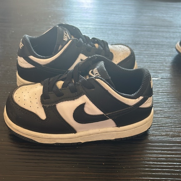 Dunks - Picture 4 of 4